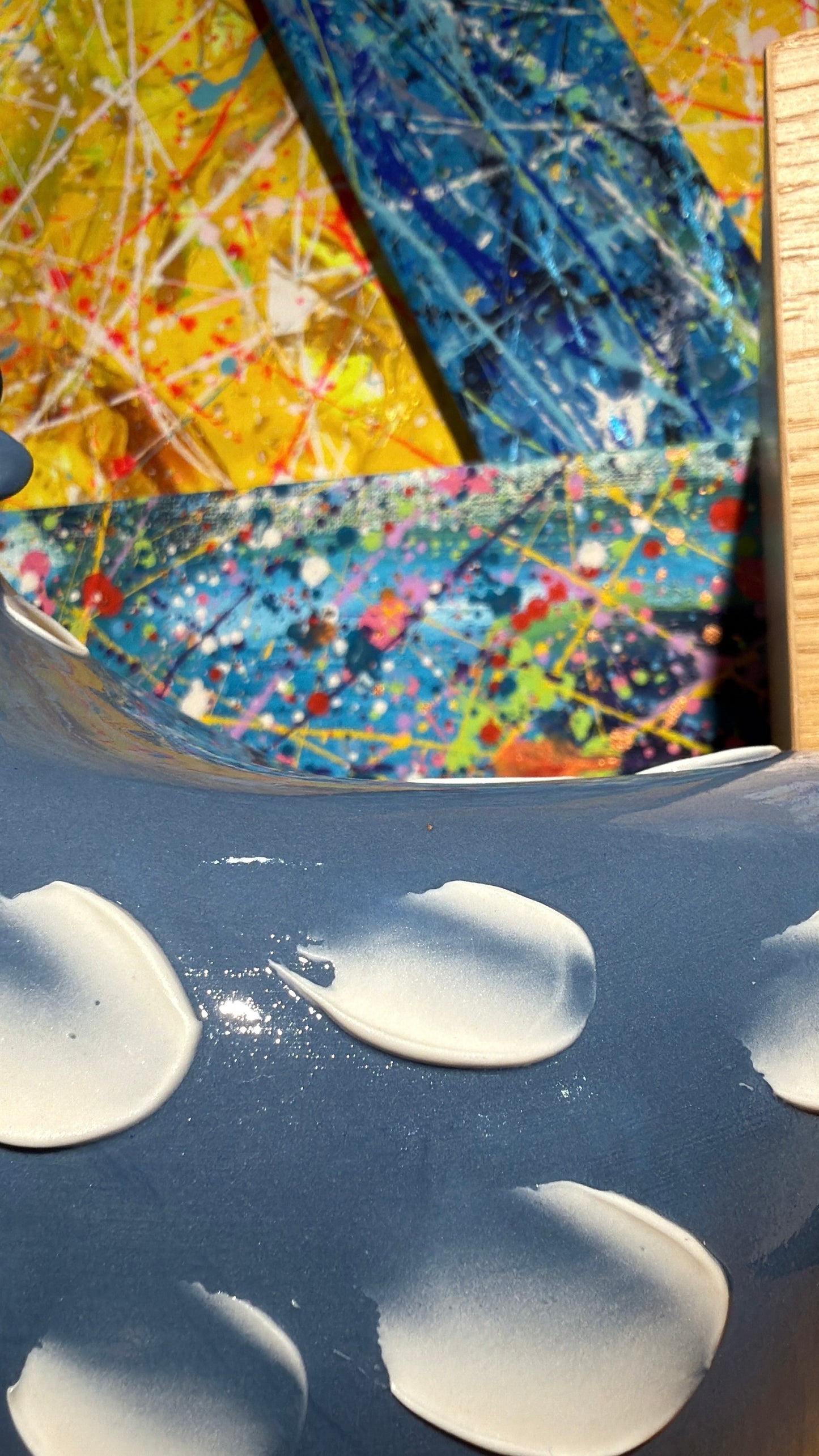 La 'poulette' Carlotta [Ocean Blue], la gallina in porcellana artigianale [small]