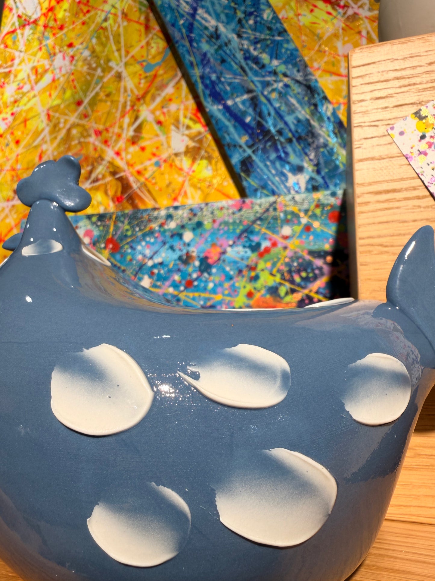 La 'poulette' Carlotta [Ocean Blue], la gallina in porcellana artigianale [small]