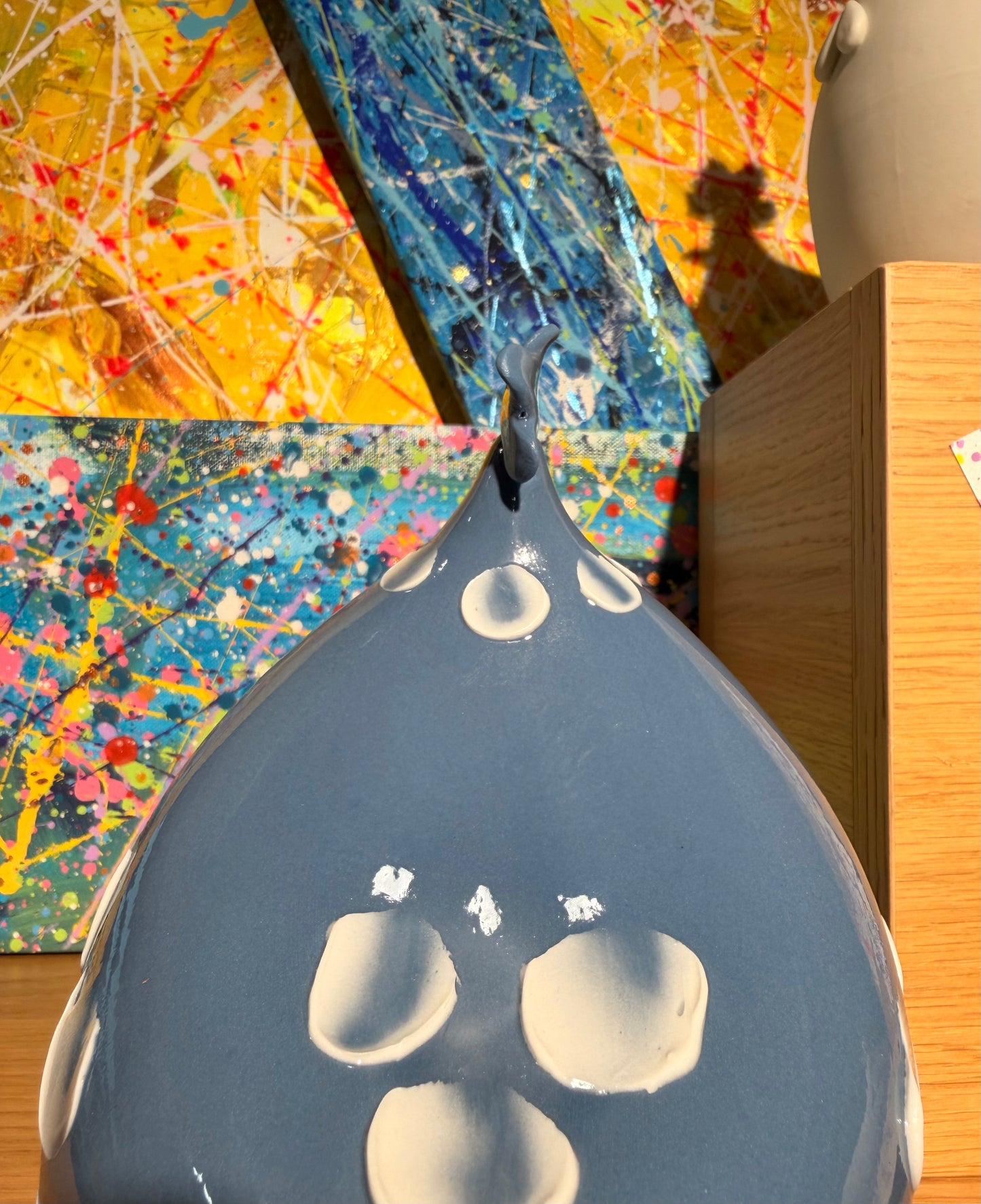 La 'poulette' Carlotta [Ocean Blue], la gallina in porcellana artigianale [small]